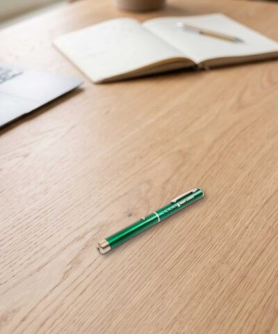 Emax groene laserpen in een eigen omgeving